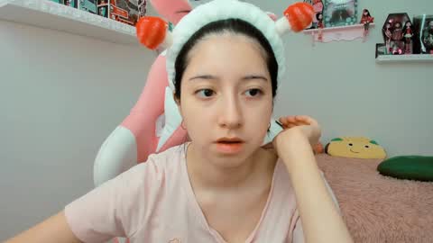 Snapshot of cherrymafer666 chatting on 01/10/25, 06:06 cherrycute666 online show from 01/10/25, 06:06