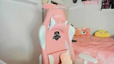 Snapshot of cherrymafer666 chatting on 02/09/25, 08:11 cherrycute666 online show from 02/09/25, 08:11