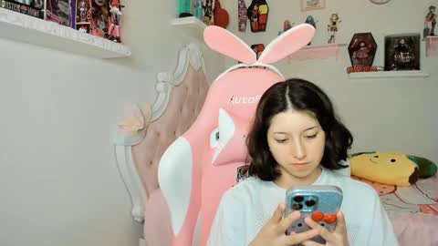 Snapshot of cherrymafer666 chatting on 09/22/25, 05:20 cherrycute666 online show from 09/22/25, 05:20