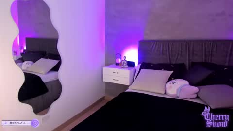 Snapshot of cherrysnow_ chatting on 01/09/26, 05:21 Cherry online show from 01/09/26, 05:21