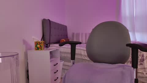 Snapshot of cherryvonfairy chatting on 01/07/26, 09:06 Cheravona CherryVonFairy online show from 01/07/26, 09:06