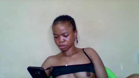 Snapshot of cherryxpussy chatting on 01/14/26, 04:18 cherryxpussy online show from 01/14/26, 04:18