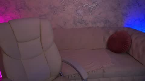 Snapshot of cherryylulu chatting on 09/22/25, 06:37 cherryylulu online show from 09/22/25, 06:37