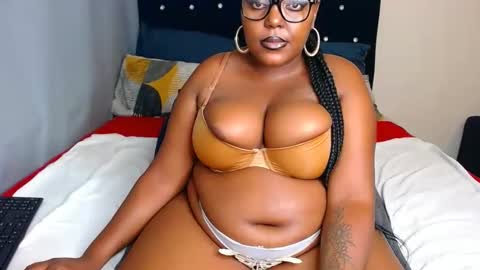 Snapshot of cherryyummy69 chatting on 02/12/25, 01:16 cherryyummy69 online show from 02/12/25, 01:16