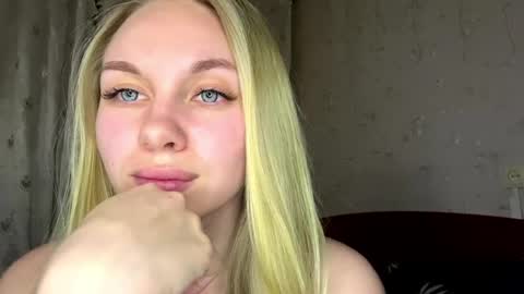 Emma online show from 04/23/26, 08:22