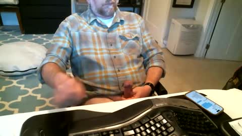 Snapshot of chesbayboy chatting on 04/07/26, 06:30 chesbayboy online show from 04/07/26, 06:30
