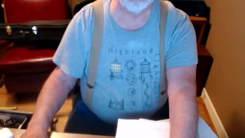 Snapshot of chgodad chatting on 02/05/26, 01:10 chgodad online show from 02/05/26, 01:10