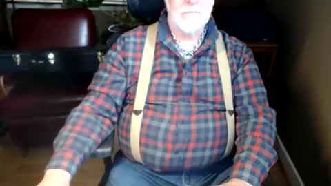 Snapshot of chgodad chatting on 02/05/26, 03:27 chgodad online show from 02/05/26, 03:27