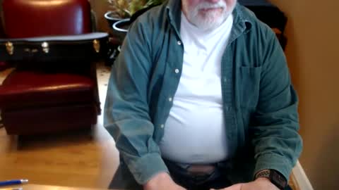 Snapshot of chgodad chatting on 02/08/26, 06:44 chgodad online show from 02/08/26, 06:44