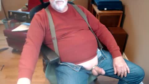 Snapshot of chgodad chatting on 04/28/26, 05:40 chgodad online show from 04/28/26, 05:40