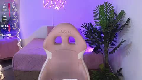 Chiara  online show from 02/18/25, 07:10