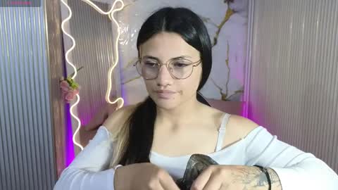Snapshot of chiara_tay chatting on 04/04/26, 07:11 Chiara online show from 04/04/26, 07:11