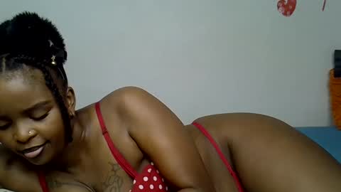 Snapshot of chibobo_ chatting on 12/12/24, 07:04 chibobo_ online show from 12/12/24, 07:04