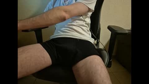 Snapshot of chibuu chatting on 12/28/24, 11:37 chibuu online show from 12/28/24, 11:37