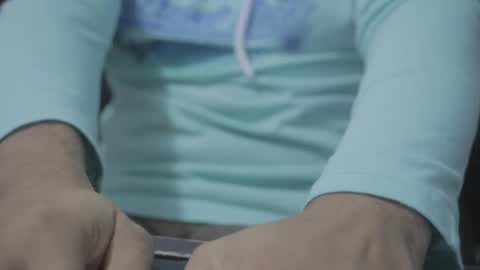 Snapshot of chicagoalex68 chatting on 12/15/24, 02:19 chicagoalex68 online show from 12/15/24, 02:19