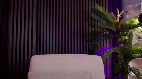 Cami online show from 11/18/25, 10:03