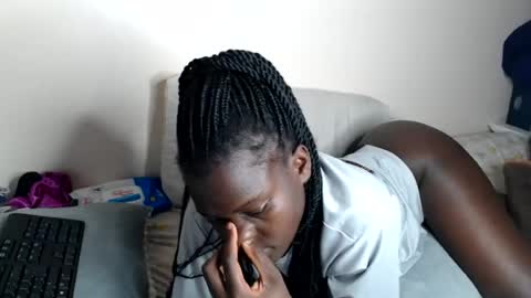 Snapshot of chichie_ chatting on 07/30/26, 04:55 chichie_ online show from 07/30/26, 04:55