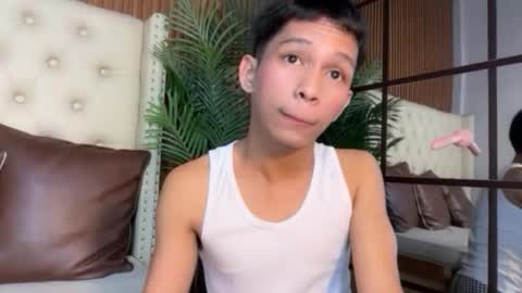 Snapshot of chick_renz chatting on 06/01/26, 02:19 chick_renz online show from 06/01/26, 02:19