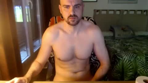 chicocam1983 online show from 02/16/25, 04:42