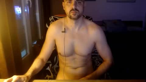 chicocam1983 online show from 11/15/25, 04:47