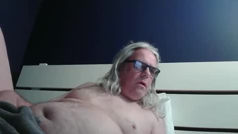 chiguitar online show from 03/27/26, 02:50