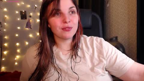 Saya online show from 09/10/25, 02:55