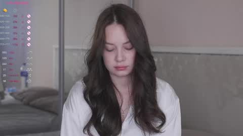 Nicole online show from 05/19/26, 04:52