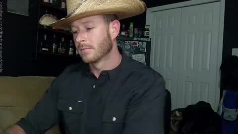 Snapshot of chillinthemosttt chatting on 12/06/24, 04:25 Chillinthemosttt online show from 12/06/24, 04:25