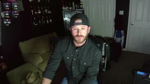 Snapshot of chillinthemosttt chatting on 01/16/25, 04:17 Chillinthemosttt online show from 01/16/25, 04:17