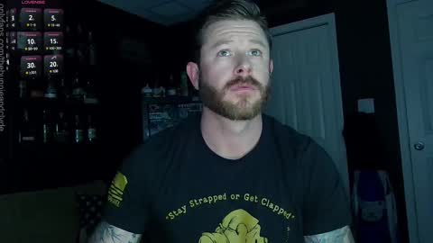 Snapshot of chillinthemosttt chatting on 01/27/25, 04:09 Chillinthemosttt online show from 01/27/25, 04:09