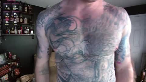 Snapshot of chillinthemosttt chatting on 03/03/25, 08:32 Chillinthemosttt online show from 03/03/25, 08:32