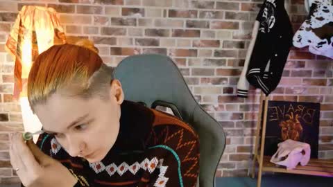 Bella online show from 09/29/25, 05:12