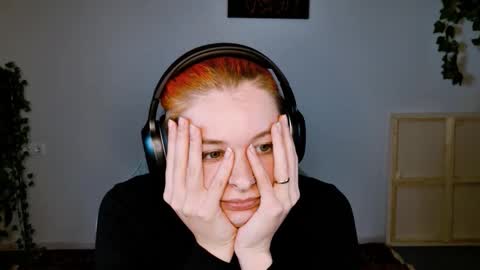 Bella online show from 11/01/25, 09:11