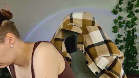 Bella online show from 03/30/26, 09:10