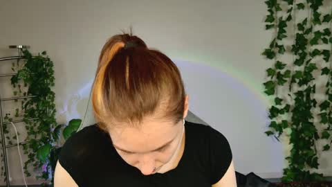 Bella online show from 04/17/26, 09:23