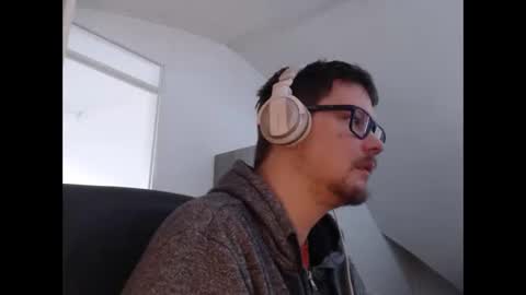 chillzonecam online show from 11/15/25, 10:34