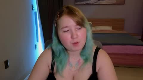 Snapshot of chimberwol chatting on 04/07/26, 06:58 Chim-Chim online show from 04/07/26, 06:58