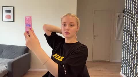 Chanelle online show from 07/06/26, 12:35