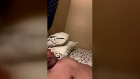 Snapshot of chingon549773 chatting on 12/17/25, 06:08 chingon549773 online show from 12/17/25, 06:08