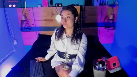 Chloeallennn  online show from 03/12/26, 02:01