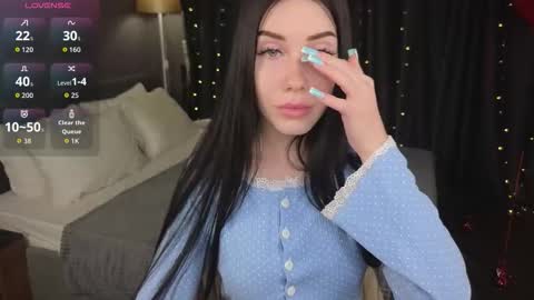 Snapshot of chloe___davis chatting on 02/23/26, 12:09 Chloe online show from 02/23/26, 12:09