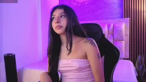 Snapshot of chloe_bluee_ chatting on 06/02/26, 11:12 chloe_bluee_ online show from 06/02/26, 11:12