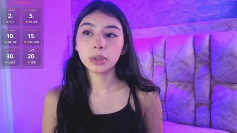 Snapshot of chloe_bluee_ chatting on 06/09/26, 11:33 chloe_bluee_ online show from 06/09/26, 11:33