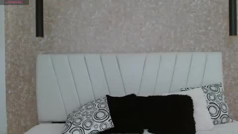 Abby 19 years online show from 04/19/26, 06:07