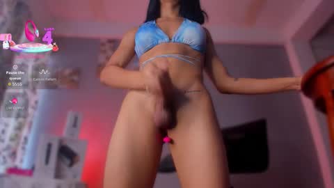 Snapshot of chloe_cooperr chatting on 11/07/25, 07:47 chloe_cooperr online show from 11/07/25, 07:47