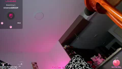 Snapshot of chloe_cooperr chatting on 07/20/26, 10:39 chloe_cooperr online show from 07/20/26, 10:39