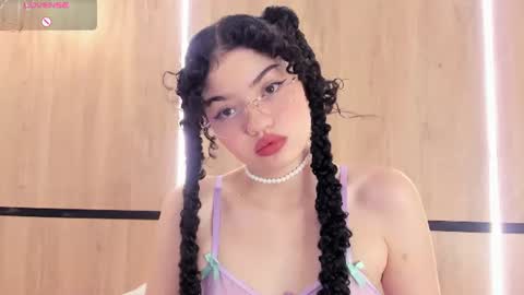 Snapshot of chloe_cortez chatting on 06/30/26, 11:22 chloe online show from 06/30/26, 11:22