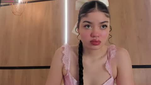 Snapshot of chloe_cortez chatting on 07/24/26, 11:30 chloe online show from 07/24/26, 11:30