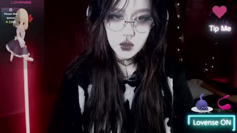 chloe_crystall_killer online show from 10/13/25, 04:51