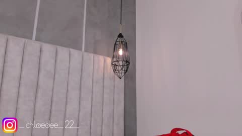 Snapshot of chloe_dee_ chatting on 01/07/25, 04:05 Chloe online show from 01/07/25, 04:05